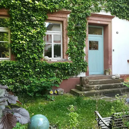 Ludwig Im Kuenstlerhaus